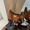 Bolsa de Ombro Acolchoada com Corrente Estilo Chanel Feita Sob Medida para Mulheres, Nova Tendência Fashion 2025 Bolsa de Ombro Único Transversal para Senhoras