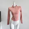 Ropa Protectora Solar de Seda de Hielo Gris para Mujer 2025 Nueva de Verano Delgada Transpirable de Secado Rápido Ajustada con Cuello Alto Chaqueta para Yoga
