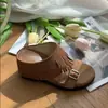 Pantuflas Retro con Suela Gruesa sin Cierre para Mujer, Uso Exterior de Verano, Estilo Versátil para Vacaciones, Pantuflas de Cuña con Tacón Medio sin Cierre