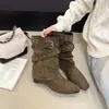 Botas de Cano Curto Plissadas Estilo Retro Maillard para Mulheres, Novo Estilo Outono, Bico Quadrado, Salto Bloco, Fivela de Cinto