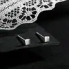 Brincos de Prata Pura 999 Mini Redondo Quadrado Geométricos Stud para Mulheres Luxo Leve Nicho Simples Moda Amigáveis ao Ouvido Acessórios de Orelha