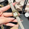 Relógio Feminino Timini Square com Pulseira de Couro Fashionável Padrão de Diamante Moda de Nicho Mostrador Quadrado Pequeno Relógio de Comércio Exterior Transfronteiriço Feminino