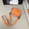 Bolsa Transversal Leve de Nicho, Bolsa Quadrada Pequena, Nova Bolsa de Ombro Fashion, Bolsa de Celular Grande para Estudantes e Trabalho, Tendência