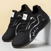 Novos Sapatos de Viagem Masculinos de Couro Transfronteiriços, Modernos e Fashion, Adequados para Todas as Estações, Sapatos Esportivos e de Lazer Masculinos, Sapatos Modernos no Atacado
