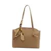 Nova Bolsa Grande Capacidade Vintage Outono 2026 Estilo Coreano Moda Bolsa de Ombro Tote para Trabalho e Deslocamento Bolsa Feminina Atacado