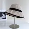 Chapéu de Pescador Plissado Original Coreano para Mulheres, Chapéu Quente de Tecido para Outono e Inverno com Acabamento em Cor Contrastante, Chapéu de Moda Versátil