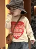 Conjunto de Camiseta de Manga Longa com Estampa de Coração Outono Estilo Coreano para Meninos Crianças Pequenas e Médias Jeans Rasgado Retrô Roupas Infantis Bonitas