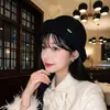 Boina de Punto Otoño e Invierno para Mujer Versátil para Adelgazar la Cara Sombrero Cubo de Ala Enrollada Moda Coreana Cálido Sombrero Estilo Francés Hepburn