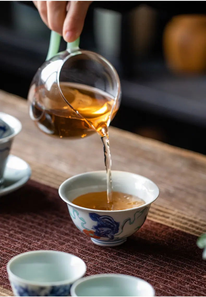 釉中贴花茶杯2_05.jpg