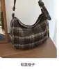 Bolso de Lana a Cuadros para Mujer Otoño 2025 Nueva Moda Corea del Sur Bolso Mensajero Estilo Universitario Casual Bolso de Hombro Cruzado