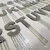 Nueva Cadena de Diamante Garra Taladro Borla Letra Tela Pegatina Ropa Sudadera Zapatos Sombrero Parche Decoración Hecho a Mano DIY