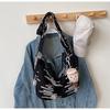 Celebrante da Internet Bolsa Bordada Feminina 2024 Primavera e Verão Nova Chegada Elegante Lona Dumpling Bolsa Leve Grande Capacidade Ombro Crossbody Bolsa