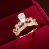 Exquisito Anillo Hueco de Cobre Puro con Zirconia, Diseño Geométrico Pequeña Corona, Moderno y Versátil, Exclusivamente para Ventas Transfronterizas