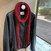 Bufanda Larga de Lana Fina con Doble Cuerda de Color Sólido para Mujer Diseño de Nicho Estilo Coreano Atmósfera de Moda Bufanda de Punto Baguette