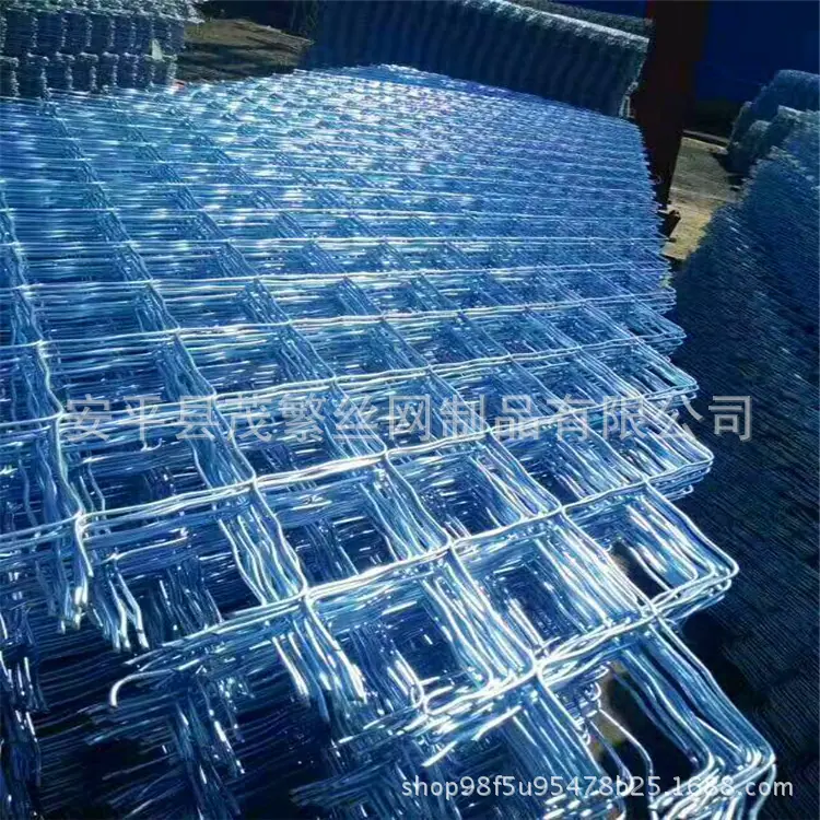 684611675459086447_副本