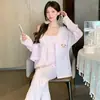 Pijama Nuevo Dulce Estilo Girly para Mujer de Primavera y Otoño, Algodón Nube con Almohadillas Extraíbles en el Pecho, Conjunto de Tres Piezas de Manga Larga, Ropa para el Hogar