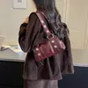 Bolso pequeño cuadrado de moda y versátil, nuevo modelo 2026, bolso de hombro de gran capacidad para el trabajo, bolso de mujer elegante y de alta gama, bolso de moda para llevar debajo del brazo