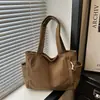 2026 Nueva Moda de Pana Gran Capacidad Versátil Bolso de Hombro para Viajes Cotidianos Nicho Simple Casual Bolso Tote