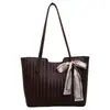 Bolso Tote de Gama Alta para Viajes Diario Bolso de Mujer 2026 Nuevo Popular Bolso de Hombro Individual Tejido Bolso de Mano de Gran Capacidad para Debajo del Brazo