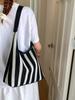 Bolso Tejido Tipo Canasta Transfronterizo 2026 Nuevo de Moda Casual Vacaciones Estilo Perezoso Bolso de Hombro Único Bolso Tote para Debajo del Brazo Bolso de Viaje