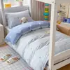 Conjunto de três peças estampado de algodão puro de alta qualidade estilo Ins para dormitório estudantil, lençol de solteiro e lençol com elástico de algodão, atraente