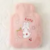Bolsa de agua caliente de felpa suave de pelo de conejo, calentador de manos relleno de agua, engrosada y a prueba de explosiones, se puede imprimir con logo, disponible para venta al por mayor y personalización del fabricante