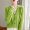 Cardigan de Lã 100% Pura com Decote V e Flor Vazada Outono/Inverno Novo Top Soltinho Preguiçoso Estilo Coreano Suave Lã