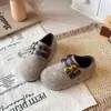 Zapatos Peludos Zapatos de Mujer Otoño e Invierno Ropa de Abrigo Zapatos de un Solo Color Nuevo Estilo 2026 Zapatos Planos Mocasines Zapatos de Algodón Cálidos con Terciopelo Zapatos Casuales