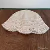 Sombrero de Pescador Tejido de Lana Pura Hueco Estilo Coreano para Mujer Otoño e Invierno Encaje Suave que Muestra la Cara Rayas Pequeñas Sombrero de Cubeta Tejido Sombrero para el Frío