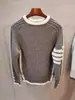 Suéter de cuello redondo de cuatro barras de marca de moda para hombre, suéter informal de manga larga que combina con todo, otoño e invierno, a la moda