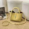 Bolsa de Mão Vintage de Nicho para Mulheres, Novo Modelo 2026, Bolsa Saco Simples com Padrão Lichia, Bolsa Transversal Versátil Tendência