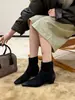 []2026 Otoño/Invierno Nuevas Botines de Tobillo de Punta Cuadrada con Tacón Oculto, Cremallera Trasera, Estilo Europeo y Americano, Botas de Moda de Gamuza