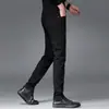 Jeans Negros Ajustados para Hombre, Estilo Primavera y Otoño, Nuevos Pantalones de Alta Gama para Hombre 2026, Ropa Casual Elástica