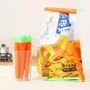 Fábrica T pequeño regalo plástico clip sellador a prueba de humedad para té y snacks clip sellador para bolsas de alimentos venta al por mayor puede personalizar LOGOTIPO
