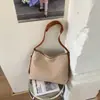 Bolsa Tote Original Francesa Embossada Feminina 2026 Nova de Alto Valor Grande Capacidade Versátil para o Dia a Dia Bolsa de Ombro 3D