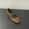 Outono 2025 Novo Estilo Bico Raso Solado Macio Aumento Interno Fivela de Uma Linha Sapatos Mary Jane Femininos Estilo Coreano Sapatos com Estampa de Leopardo 8971-23