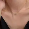 Collar de corazón cuadrado de diamantes minimalista brillante, nueva colección 2026, con un diseño delicado y lujoso, un estilo único y discreto, y una cadena de clavícula hecha a medida