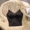 Nueva y elegante camisola fruncida para mujer, top corto de satén de verano tipo tubo con copas, tacto de alta gama, adecuado para usar debajo de un blazer.