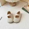 Sandalias Cerradas Huecas para Niños 2026 Verano Nuevo Estilo Coreano Mocasines Transpirables de Suela Suave para Niñas para Combinar con Faldas