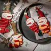 Boneco de Neve de Madeira Estilo Americano Pingente Colorido Clipe Marcador de Página de Natal Decoração de Embalagem de Presente Enfeite de Árvore de Natal Pintado à Mão