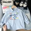 2025 Roupas Novas para Crianças Meninos Roupas Infantis Outono Estampado Desenho Animado Camisas de Manga Longa Brancas para Meninos Atacado