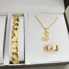 Joyería Europea y Americana Chapada en Oro de Alta Gama Set de Collar Colgante Pulsera Collar 26 Letras Listo para la Venta