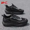 Zapatos Deportivos para Hombre HuiLi Guerrero Negro 2026 Otoño Nuevo Estilo Suela Suave Ligeros Zapatos para Correr Zapatos de Prueba Física Modernos Casuales ZM