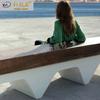 Taburete de Cemento de Madera Antiséptico Personalizado Paisaje de Avenida Urbana Silla de Espera Área de Ocio de Centro Comercial Descanso Asiento Curvo