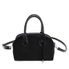 Bolso bandolera retro casual estilo coreano, bolso cuadrado pequeño para mujer, nuevo de alta gama Otoño 2025, bolso de hombro cruzado de gamuza contrastante