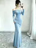 2026 Novo Cruzamento Outono/Inverno Veludo Dourado Ombro a Ombro Manga Longa Vestido Longo Bodycon Elegante Vestido Feminino