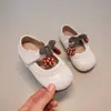 Zapatos coreanos de primavera 2026 para niñas pequeñas, Zapatos Mary Jane, Zapatos de piel, Zapatos de princesa de suela blanda para bebés