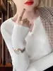 Top de punto negro para mujer 2025 Otoño e Invierno Diseño de nicho Ajuste ceñido Estilo occidental Cuello en V interior Prendas de punto