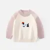 Suéter de Punto con Forro de Felpa Oso Pequeño para Niños, Invierno Dibujos Animados Bordados Capa Base Engrosada, Suéter Cálido de Felpa para Niños