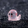 Nuevo producto transfronterizo: adorables figuritas de fantasmas pequeños coloridos de Halloween, adornos decorativos para manualidades, accesorios para colgar y decoraciones de paisajes en miniatura